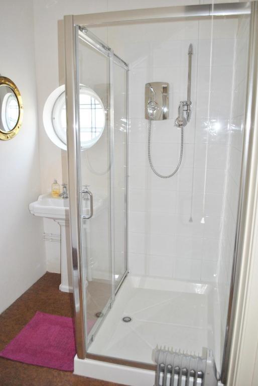 Crabble Hill House Otel Dover Oda fotoğraf